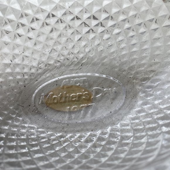 Vintage Avon 1977 Mothers Day Fostoria Lead Crystal Egg Soap Candy Trinket Dish - Picture 5 of 6